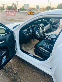 کرایسلەر 300